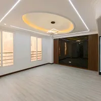 ۵۵متر_رو به نما_پارکینگ سندی_سالن پنجره خور