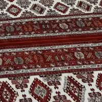 یک جفت قالی باهم 32ملیون فقط یک ماه استفاده شده