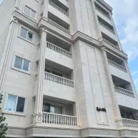 فروش واحد ۱۲۶ متری ۳ خواب نوساز جمهوری