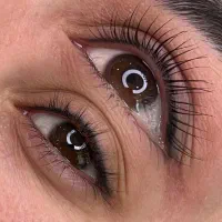 لیفت و لمینت ابرو و مژه