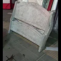 کاوه تخت|تخت و سرویس خواب|قم, آذر (نکویی)|دیوار