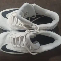 یک جفت کفش والیبال مارک نایک|کیف، کفش، کمربند|بهشهر, |دیوار