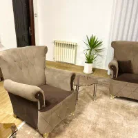 مبلمان ۷ نفره در حد نو تمیز به همرا ۳ عدد میز عسلی|مبلمان خانگی و میز عسلی|رشت, معلم|دیوار