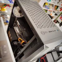 سیستم کامپیوتر گیمینگ و رندرینگ . گرافیک RTX