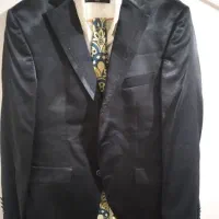 یکدست کت وشلوارایتالیایی ویک جفت کفش ورنی