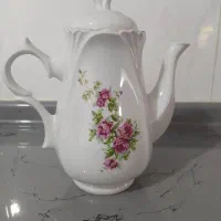 قوری چینی گل قرمز