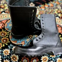 پوتین|کیف، کفش، کمربند|دورود, |دیوار