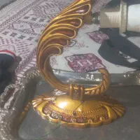 یک عدد دیوار کوب بسیار زیبا و تمیز