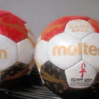 دو عدد توپ اورجینال هندبال