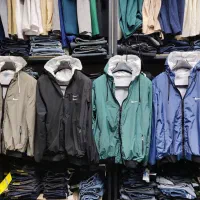 بادگیر ( داخل خز‌ ) کلاهدار