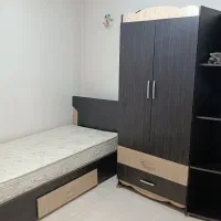 تخت یک نفره و کمد ام دی اف و تشک خوش خواب