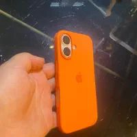 ایفون ۱۶ نورمال سفید