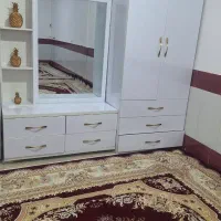 کمد ، آینه و کنسول