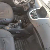 207 مدل 401 تصادفی|خودرو سواری و وانت|شیراز, زرهی|دیوار