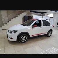 کوییک آر سفید قرمز