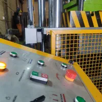 استخدام نیروی اپراتور پرس