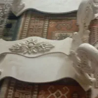 میز عسلی وتلویزیون|تلویزیون و پروژکتور|اصفهان, باغ فدک|دیوار