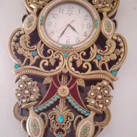 ساعت دیواری سنگ کاری شده