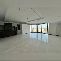 شهرک غرب/سه خواب/دو پارکینگ/غرق نور/لابی
