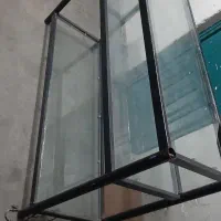 ویترین یک نیم متری دو طبقه مغازه مشکی