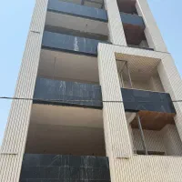 اپارتمان۱۳۵متری/خ شهید مجدیان/زمین شهری شمالی/