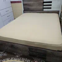 تخت خواب دونفره چوبی