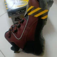 کفش کار سایز 38کاملا اورجینال کاربرانی نیست|کیف، کفش، کمربند|ری, ظهیرآباد|دیوار