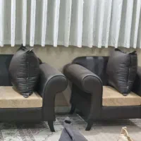 مبل ۷نفره به همراه۳ عدد میز قیمت توافقی