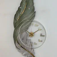 ساعت مدل پر و ماه