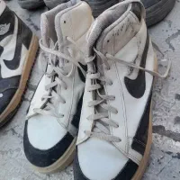 کفش  نایک و....سایز ۳۸ و ۳۹