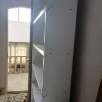 قفسه سفید طلایی کتابخانه|کتابخانه، شلف، قفسه‌های دیواری|قم, کلهری|دیوار