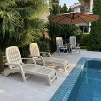 تخت استخری صندلی ساحلی افتاب دیوار دماوند وگیلاوند