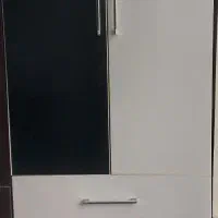 کمد و رخت آویز