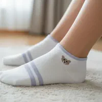 جوراب زنانه و مردانه