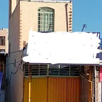 اجاره مغازه ۳۰ متری در خیابان اشرفی اصفهانی
