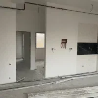 واحد-68-متری-راه-جدا-با-پارکینگ-به-صورت-دیوارچینی