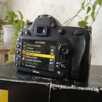 دوربین نیکون ۷۱۰۰
