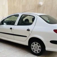 پژو ۲۰۶ صندوقدار