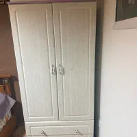 ۲ عدد تخت و کمد و پاتخت فروش فوری با قیمت توافقی