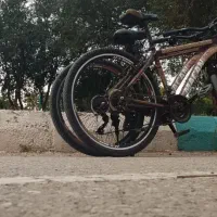 دو.  دوچرخه ماکان