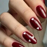 اموزش خدمات کاشت ناخن ومژه و لیفت