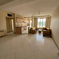 شهرک نگین طبقه سوم ۸۰متر