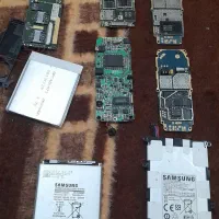 ال سی دی و قطعه موبایل