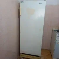 یخچال و میز تلویزیون