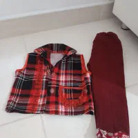 تعدادی لباس دخترانه وکیف دخترانه