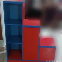 ویترین شیشه ای و باکس پله ای جادار|کتابخانه، شلف، قفسه‌های دیواری|تهران, آذربایجان|دیوار