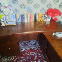 میز تحریر و اداری