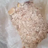 نان خشک تمیز خورده شده صد کیلو موجوده