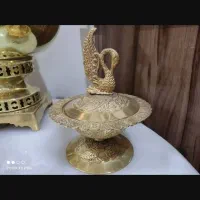 قندون پایه دار طرح قو با قلم کاری زیبا