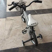 دوچرخه بچه گانه سفید و نقره ای|دوچرخه، اسکیت، اسکوتر|تهران, جنت‌آباد مرکزی|دیوار